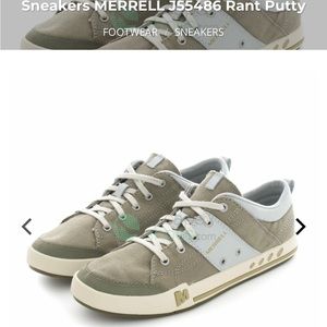 MERRELL shoes in “putty” size 8 Womens Worn Once!